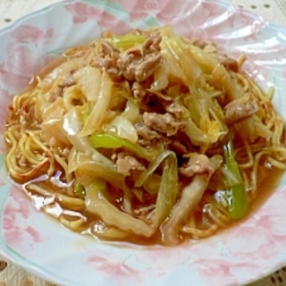 白菜と豚肉の餡かけ焼きそば